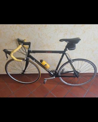 bicicletta da corsa cannodale