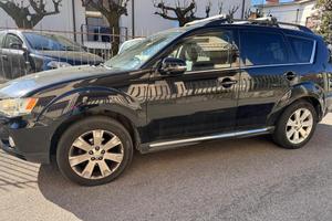 Mitsubishi Outlander 2.2 Instyle automatica 4x4