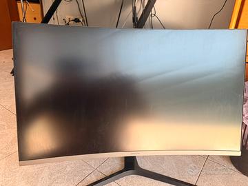 Postazione pc gaming completa
