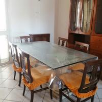 tavolo con sedie