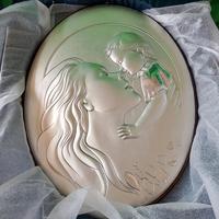 capezzale in argento con scatola e disegno origine