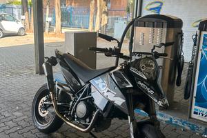 KTM 690
