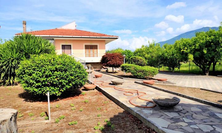 Villa o villino Pagani [Cod. rif 3237840VRG]