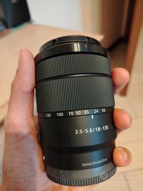 Sony E 18-135 f 3.5-5.6