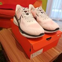 SCARPE NIKE VOMERO 17.. (n. 44) 