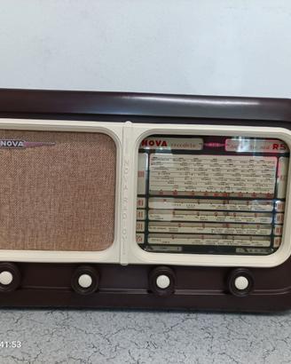Radio NOVA mod. Vocedoro R5