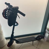 Monopattino elettico XIAOMI MI 2 PRO - E-scooter