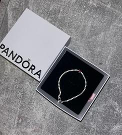 bracciale Pandora tennis con cuore rosso
