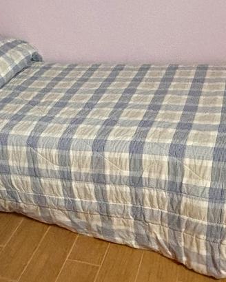 Letto singolo con materasso