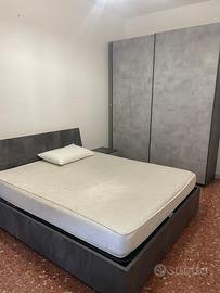 Letto matrimoniale con materasso