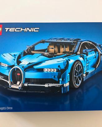 LEGO 42083 Bugatti Chiron - Technic 1:8 ritirata