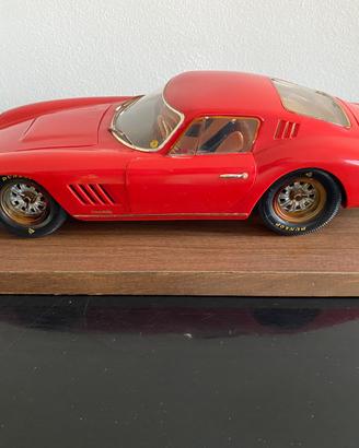 Ferrari 275 GTB scala 1:12
