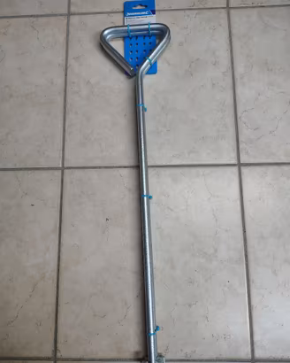 Chiavi lunghe 650 mm per apertura comoda pozzetti