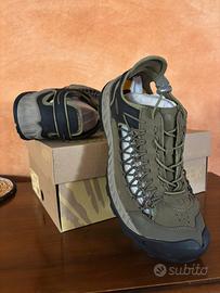 Scarpa trekking estiva marca Keen