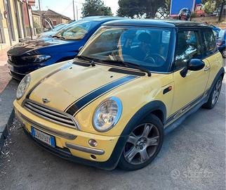 Mini one come pezzi di ricambio