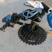 Deragliatore/i e pacco pignoni 