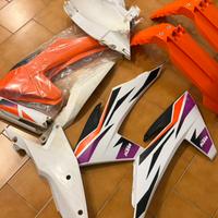 plastiche e ricambi ktm LEGGERE BENE LA DESC