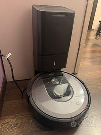 Roomba i7 con colonna auto pulente