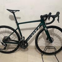 Bici da corsa Scott addict 20 anno 2023
