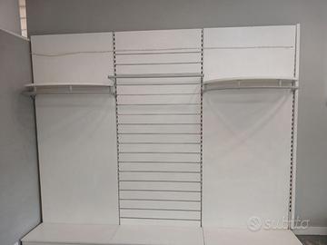 ARREDAMENTO NEGOZIO COMPLETO