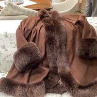 Cappotto in cachemire con pelliccia di volpe