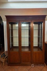 Vetrina/credenza e vetrinetta in legno