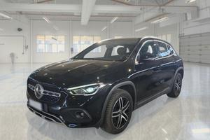 MERCEDES-BENZ GLA 200 D AUTOMATIC SPORT PLUS CROSS