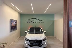 Peugeot 208 1200cc PureTech 101cv EAT8 Allure Navi