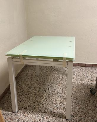 Tavolo allungabile in vetro e acciaio