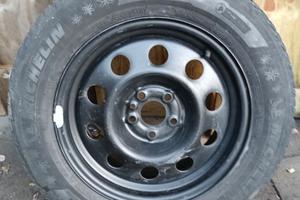 Ruota completa Fiat Tipo 5 fori 6x15