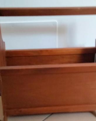 Portariviste vintage in legno massello