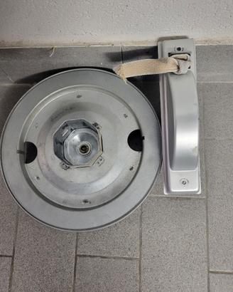 Avvolgitore tapparella da incasso e puleggia rullo