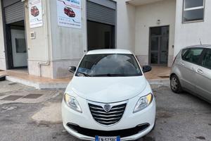 Lancia Ypsilon 1.2 69 CV 5 porte GPL Ecochic Gold