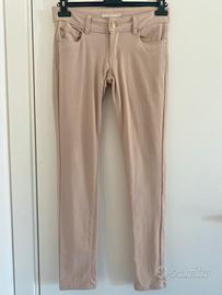 Pantaloni tipo jeggings a vita bassa