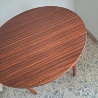 Tavolo stile scandinavo vintage 
