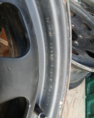 4 cerchi  15" 6J per fuoristrada guapponesi