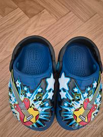 Crocs bambini che si illuminano