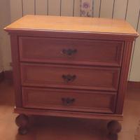 armadio sei ante con due comodini + testiera letto