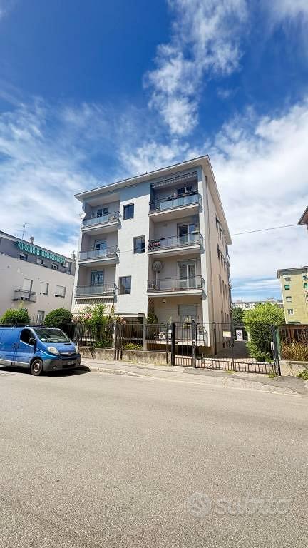 Appartamento – Monza, Borgo Bergamo, Cederna - Vista 2