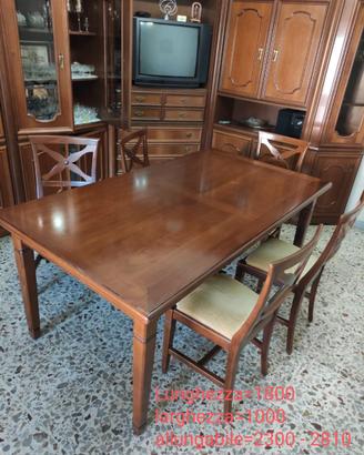 tavolo allungabile con sedie