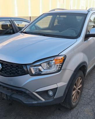 Ssangyong Korando anno 2015 ricambi usati