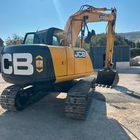 Escavatore trincia martelli frese