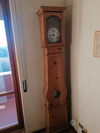 Orologio a torre 800 Morbier con etichetta
