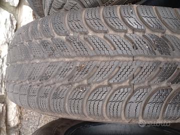  4 gomme invernali buoni 195/55 R16 M+S