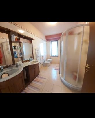 mobile bagno marmo 