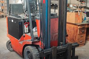 Carrello elevatore elettrico usato 