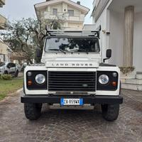 Land rover defender td4 2007