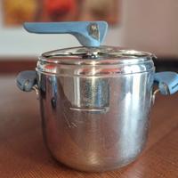 pentola a pressione LAGOSTINA usata 20€