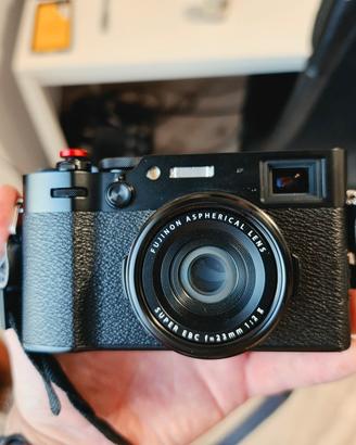 Fujifilm X100VI Black