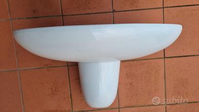 Lavandino in ceramica  ideal Standard salvaspazio